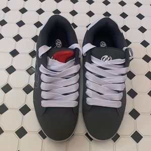 Mens’ Heelys size 12 sneakers - never worn!